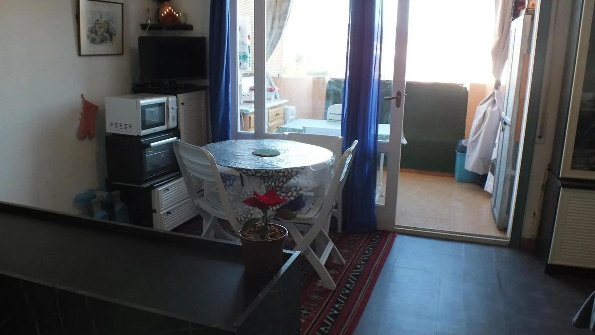 Estudio Acogedor Para 2/3 En Roses, A 800M De La Playa Con Aparcamiento - Es-204-72